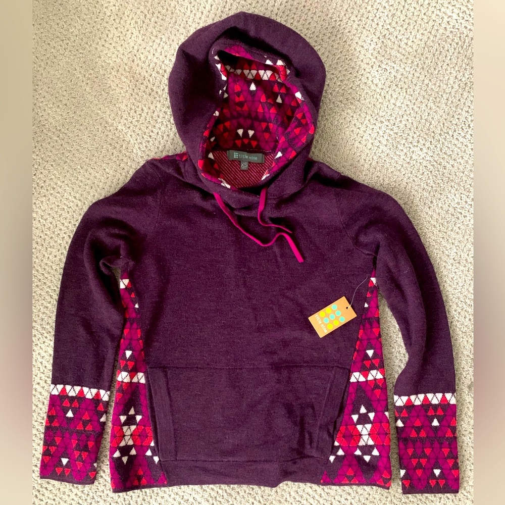 Title Nine Women’s Sweatshirt (XS)